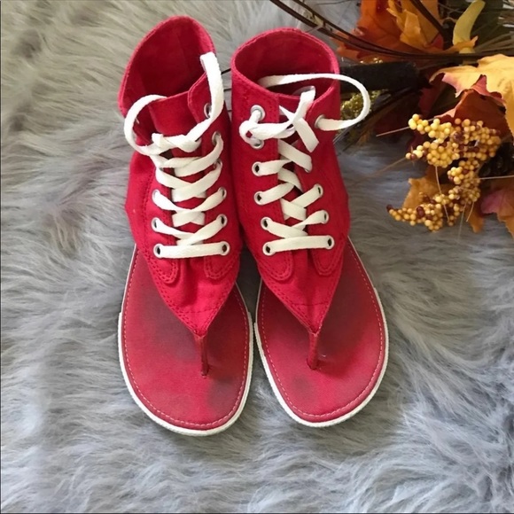 Converse Shoes - Converse shoes